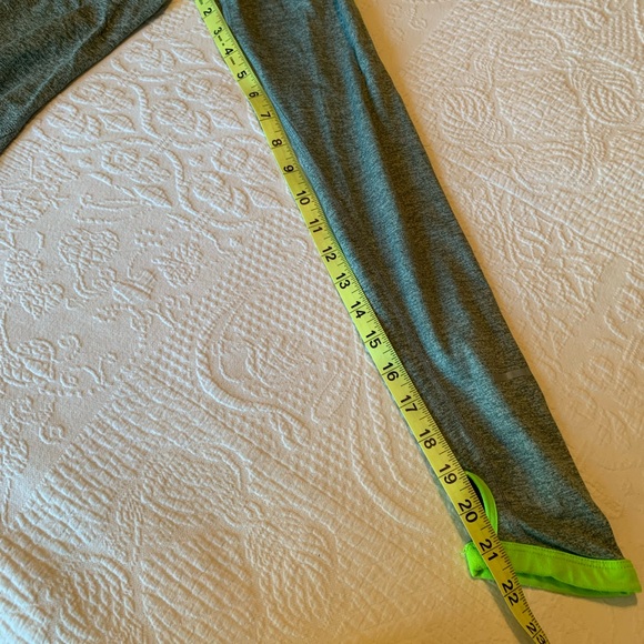 Nike DRI Fit Long Sleeve Pullover Jacket | Size Small - Picture 7 of 8